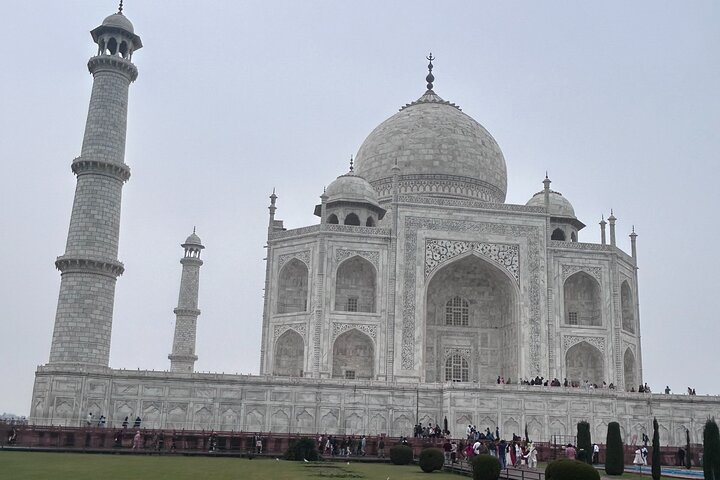 Skip The Line: Sunrise Taj Mahal & Agra Day Tour From Jaipur
