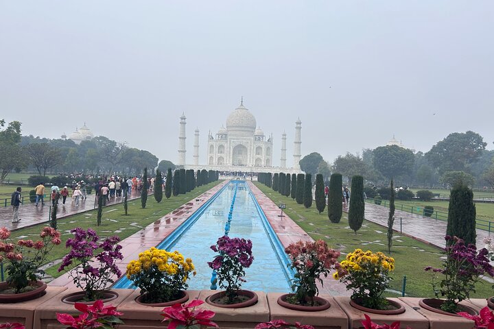 Skip The Line: Sunrise Taj Mahal & Agra Day Tour From Jaipur