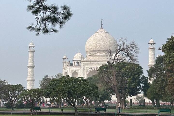 Skip The Line: Sunrise Taj Mahal & Agra Day Tour From Jaipur