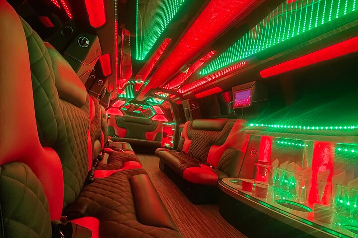 Downtown New York Taxi and Limousine Experience