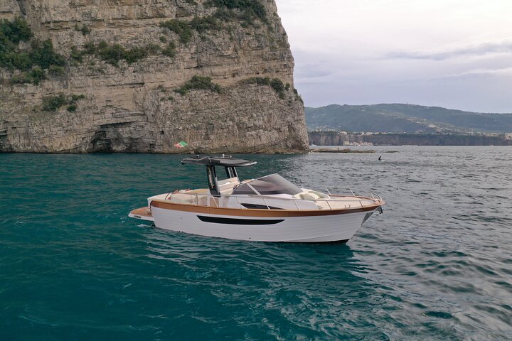 Blue Grotto Visit and Capri Semi-Private Boat Tour