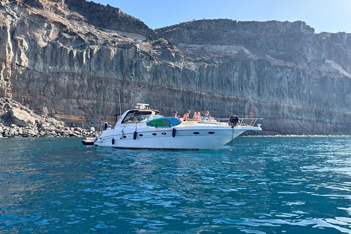 4 Hour Boat Tour with Snorkeling from Puerto Rico and Mogan