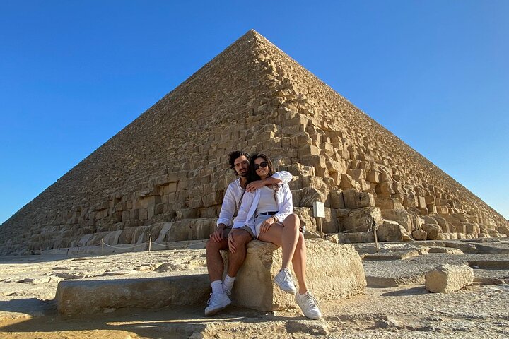 Half Day Tour Giza Pyramids &Great Sphinx with Private Tour Guide