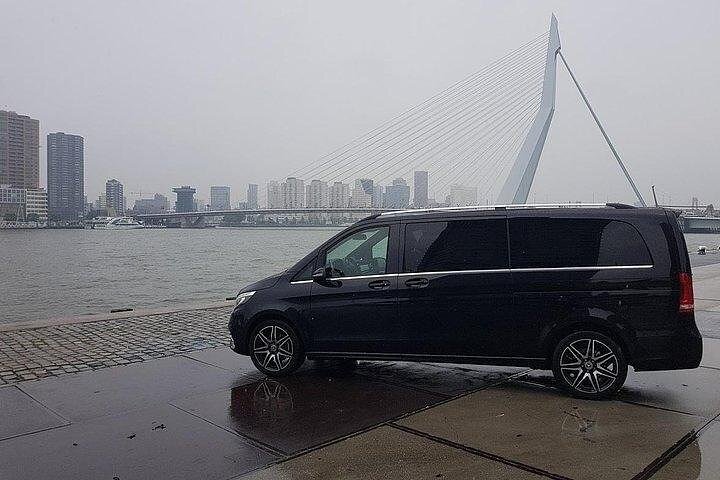 Luxury Transfer Ijmuiden Felison Port to Amsterdam Airport