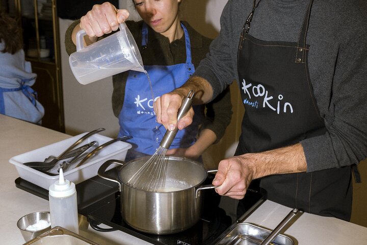 Basque Cooking Experience: Market Tour & Hands-On Class English