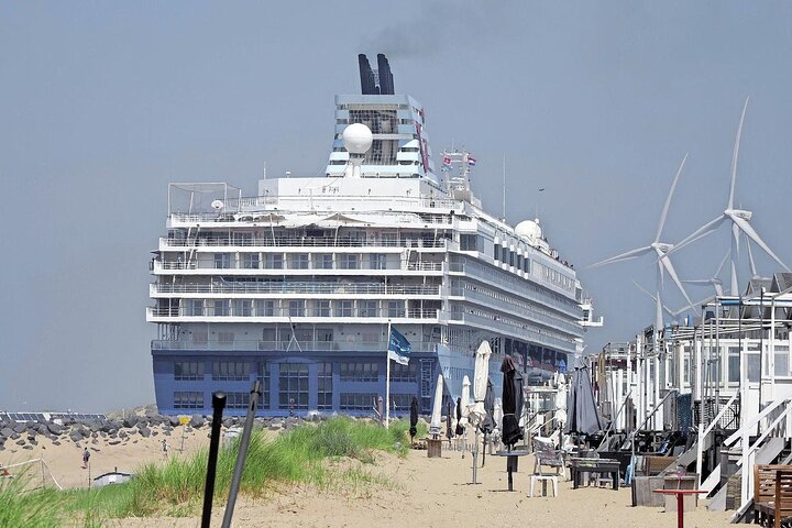 Luxury Transfer Ijmuiden Felison Port to Amsterdam Airport