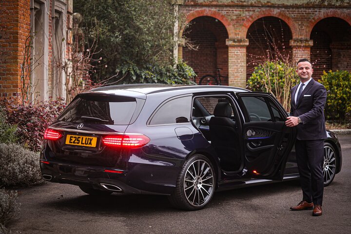 Southampton to Heathrow or Gatwick Airport Private LuxuryTransfer