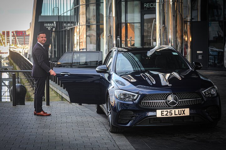 Southampton to Heathrow or Gatwick Airport Private LuxuryTransfer