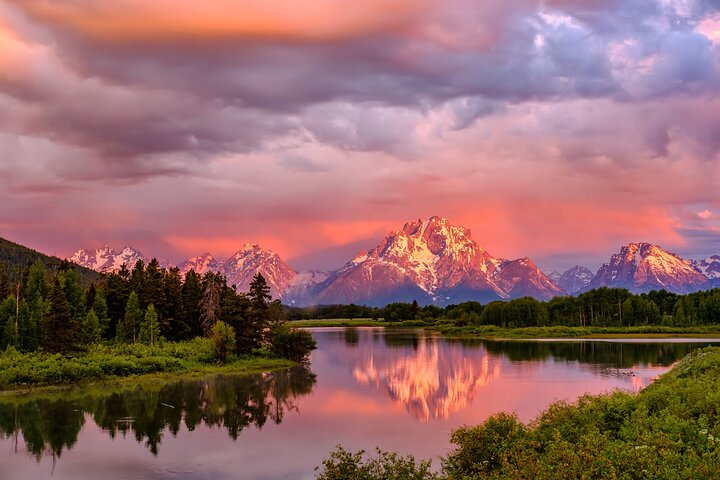 From Bozeman Classic Yellowstone and Teton Tour 2 Day and 1 Night