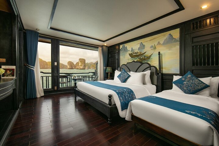 3 Day/2 Night Halong-Lan Ha Bay 5 Star Cruise with Balcony Cabin