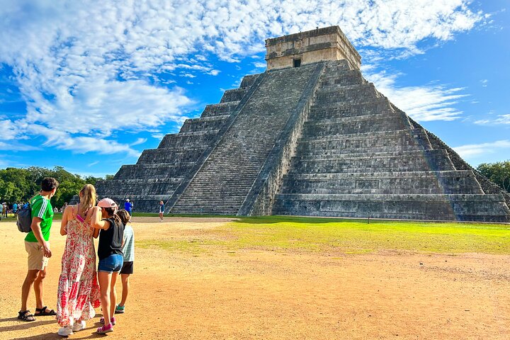 Chichen Itza Ticket with optional Guide