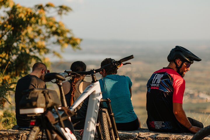 Cortona - Easy guided eBike tour around the Etruscan City.