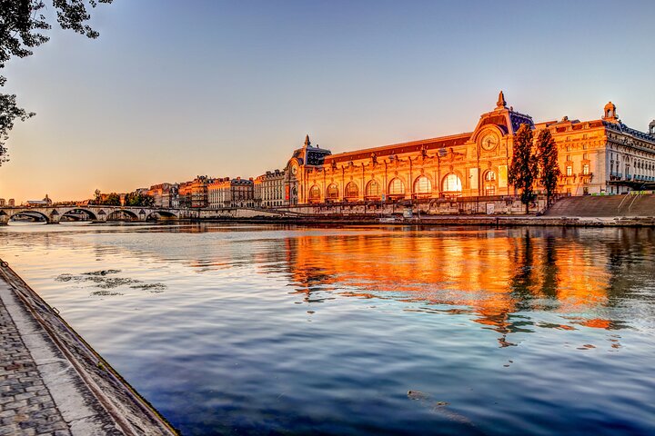 Best of Paris: Seine River Cruise & Packed Lunch from Le Havre