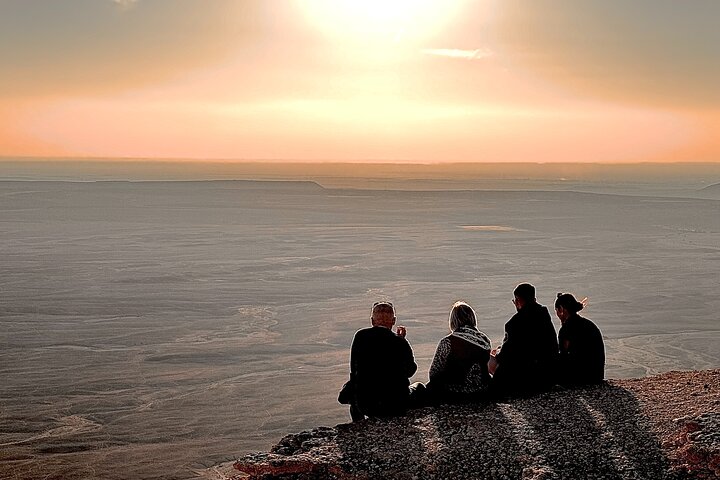 Sunset Edge of The World & Gazelle Reserve 4x4 Adventure: Riyadh