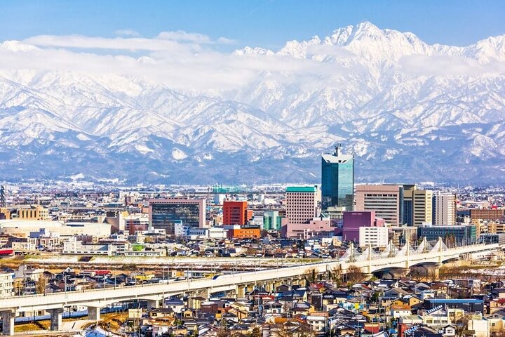 Toyama Customized Private Tour in 1 Day with Licensed Guide
