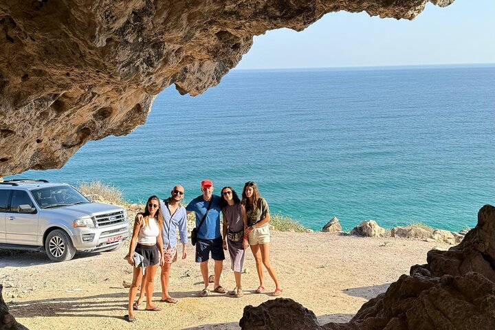 West Salalah Tour - Caribbean of Orient - Fazayah Beach with City