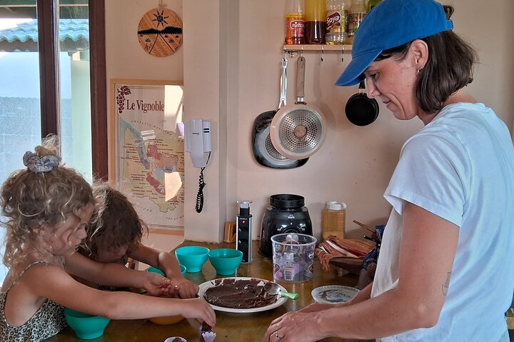 Cooking class in Salvador, fun hands on experience with caips