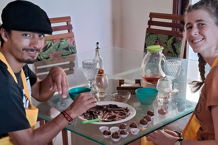 Cooking class in Salvador, fun hands on experience with caips