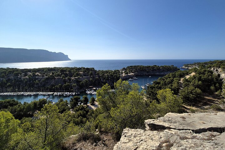 Electric Mountain Bike Rental with Virtual Guide in Cassis