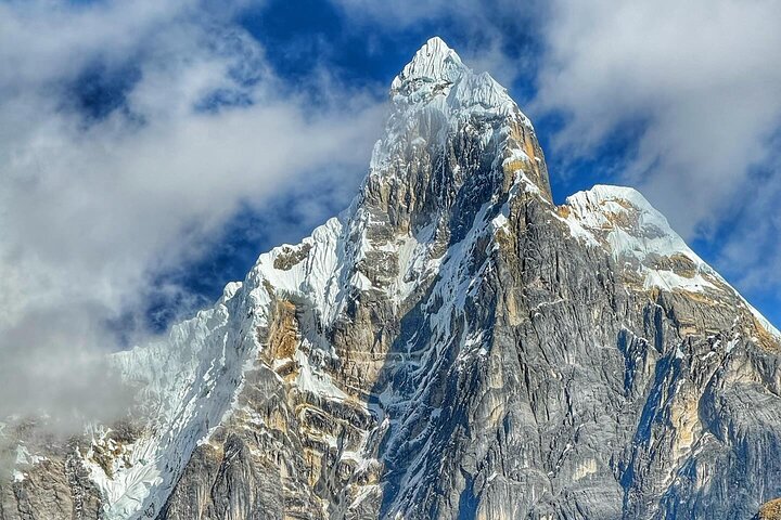 Cordillera Huayhuash Classic Trek – 8 Days & 7 Nights