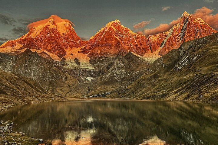 Cordillera Huayhuash Classic Trek – 8 Days & 7 Nights