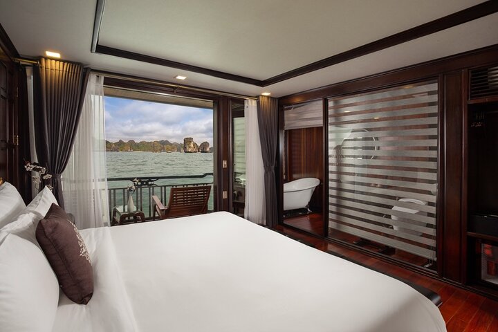 2-Day Ha Long-Lan Ha Bay-Bai Tu Long Bay 5 Star Cruises & Balcony