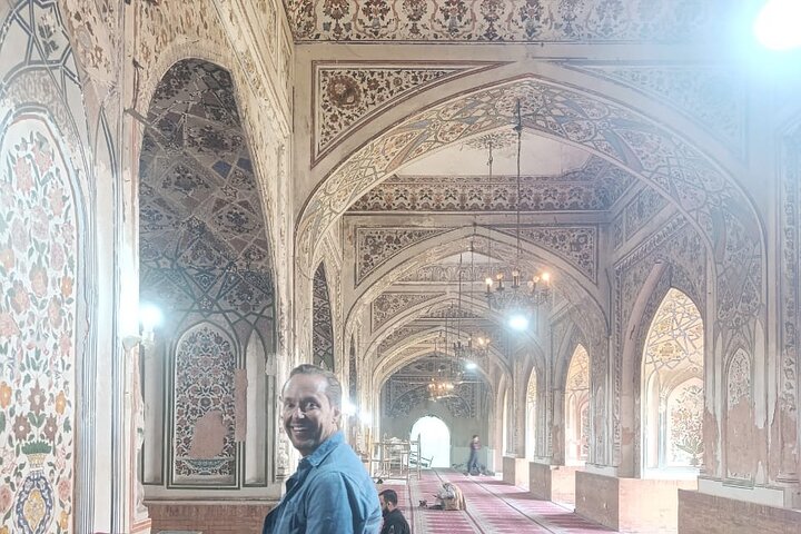 Discover Peshawar Full Day Guided Tour from Islamabad