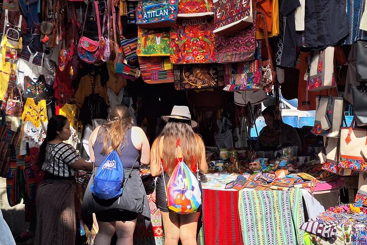 Lake Atitlan Guided Tour by Boat from Panajachel