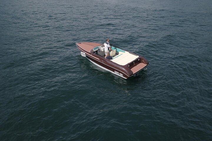 1H - 4H Private Boat Tour on Lake Como 6 pax