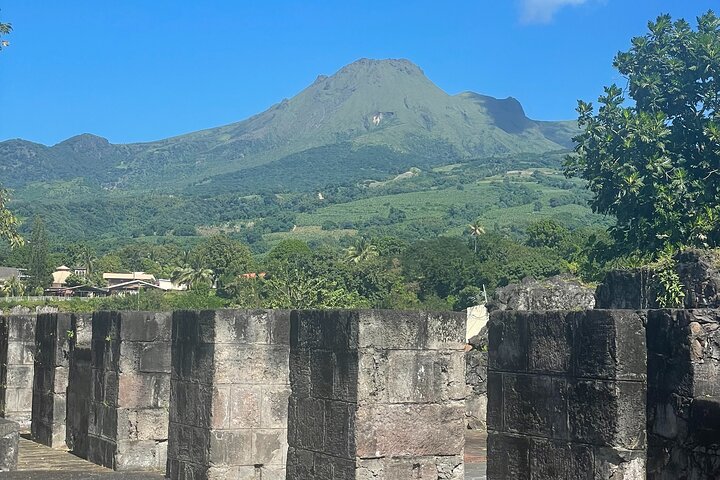 Martinique flavors in the rainforest and St Pierre - Pile et Face