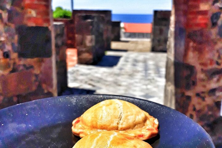 Martinique flavors in the rainforest and St Pierre - Pile et Face