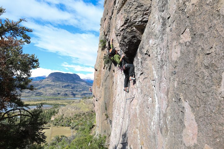 Rock Climbing Day Villa Cerro Castillo, Chilean Patagonia