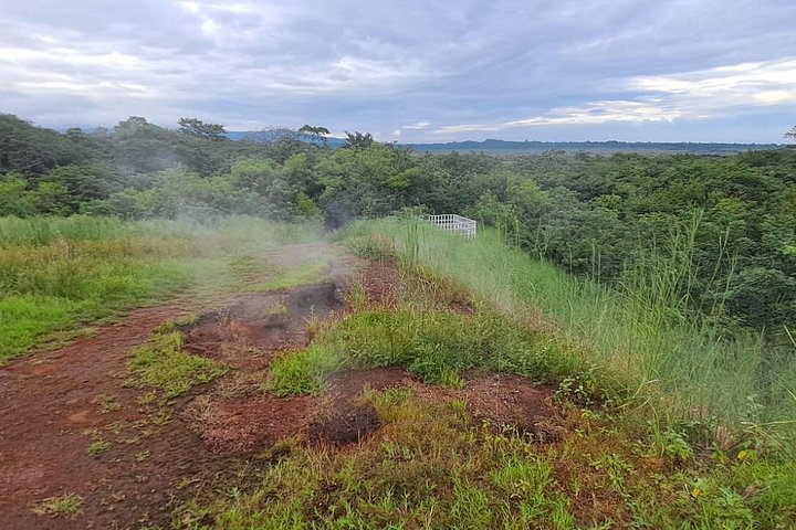 Granada Colonial City Tour and Masaya Volcano