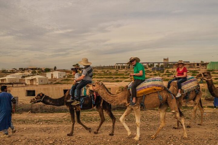 Marrakech: Agafay Desert Quad Biking & Camel RIDE & Dinner & Show