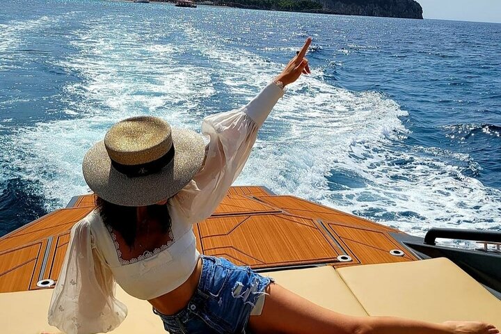 Blue Cave & Hvar, 5 Islands Speedboat with Luxury Seats in Shade