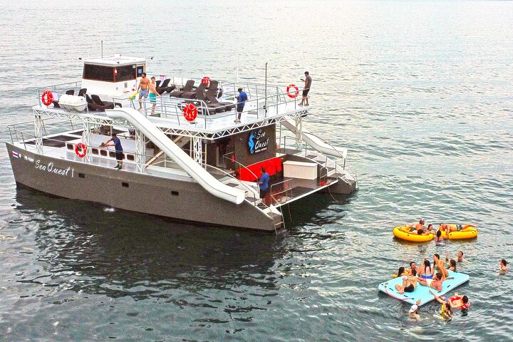 Manuel Antonio Catamaran Cruise Sea Quest