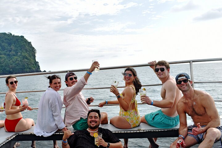 Manuel Antonio Catamaran Cruise Sea Quest