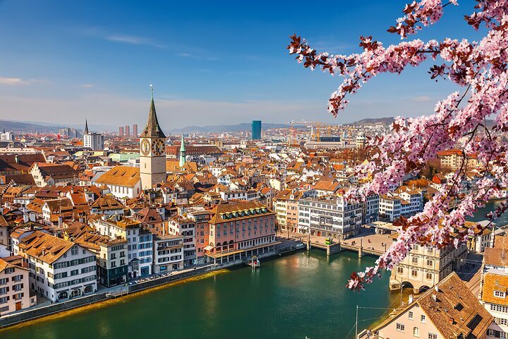 Private day trip Basel to Zurich and Lucerne with a local driver