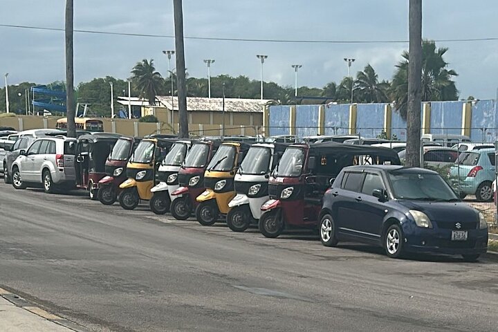 TukTuk’s Adventure Fun Tour in Curaçao