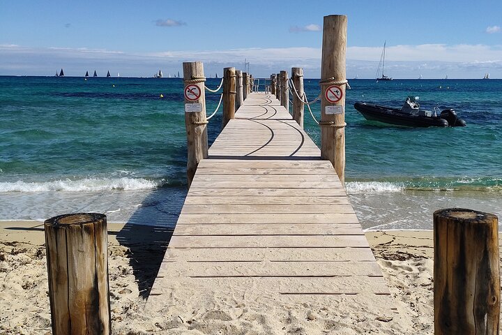 11 HRS Private Tour to ST TROPEZ from MARSEILLE , AIX by lux VAN