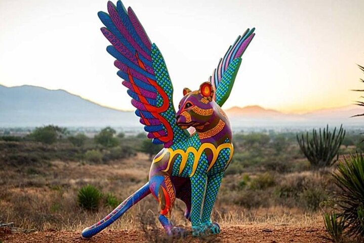 Monte Alban for 3hrs, Black Pottery and Alebrijes with Admissions