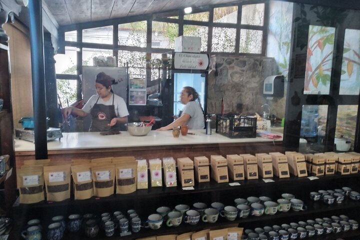 Antigua Coffee and Chocolate experience from Quetzal Port