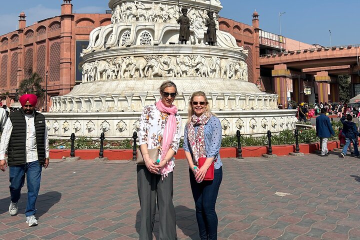 Amritsar City Tour ( Including Wagah Border Ceremony)