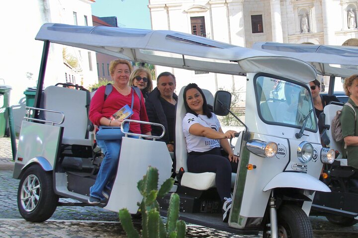 Old Lisbon : Private Guided Tour by Electric Quad & Tuk Tuk