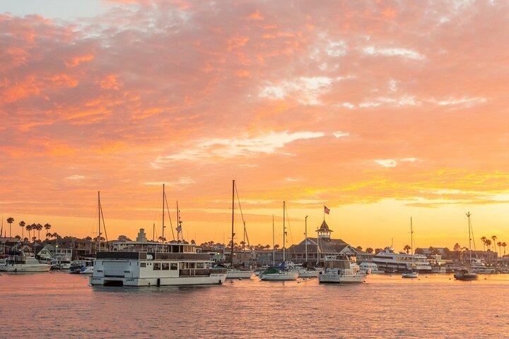 Relaxing Sunset/Evening Cruise in Newport Beach