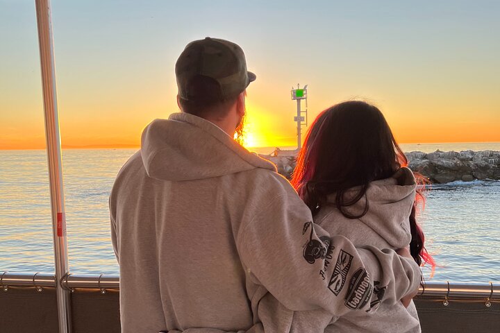 Relaxing Sunset/Evening Cruise in Newport Beach