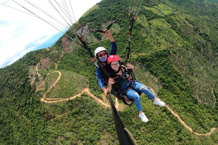 Paragliding Experience in Nha Trang