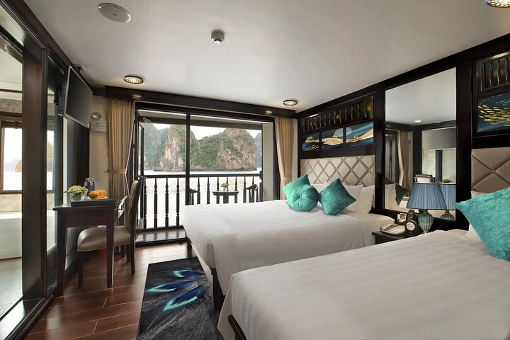 2-Day Ha Long-Lan Ha Bay-Bai Tu Long Bay 5 Star Cruises & Balcony