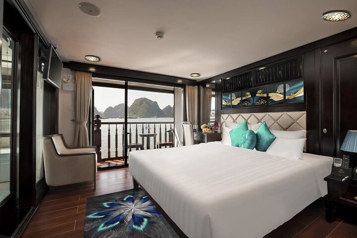 2-Day Ha Long-Lan Ha Bay-Bai Tu Long Bay 5 Star Cruises & Balcony