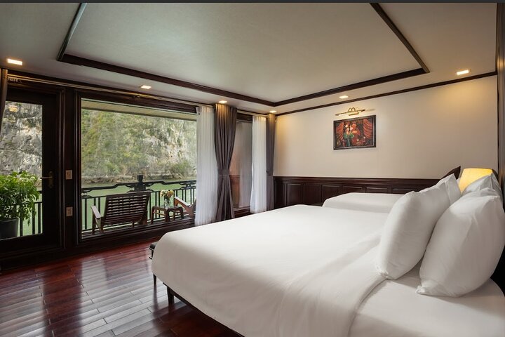 2-Day Ha Long-Lan Ha Bay-Bai Tu Long Bay 5 Star Cruises & Balcony